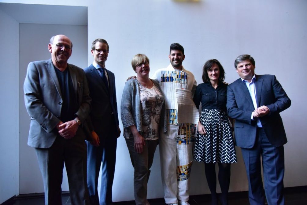 vlnr. Marcel Duijghuijsen, Regionaal Historisch Centrum Eindhoven, Ward Rennen, directeur Eindhoven Museum, Jannie Visscher wethouder Verkeer, vervoer en mobiliteit, Jorges Alves Lino, projectleider Stad in Beweging en directeur Designhuis, Olga Coolen, directeur Philips Museum, Joost van den Bosch, directeur DAF Museum