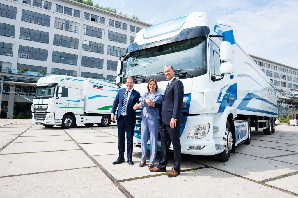 E-Truck_Willem_vd_Leegte_Preston_Feight_Cora_van_Nieuwenhuizen_ VDL DAF