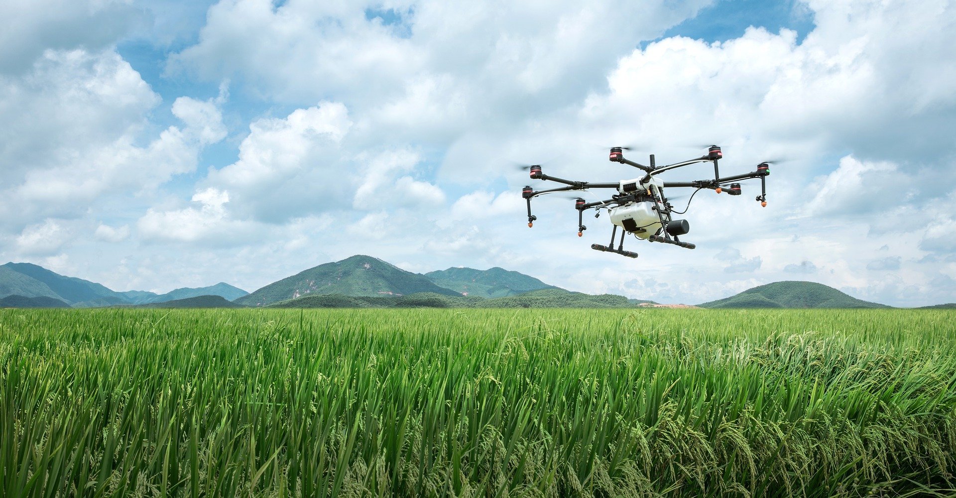 dji-4223421_1920 FoodTech