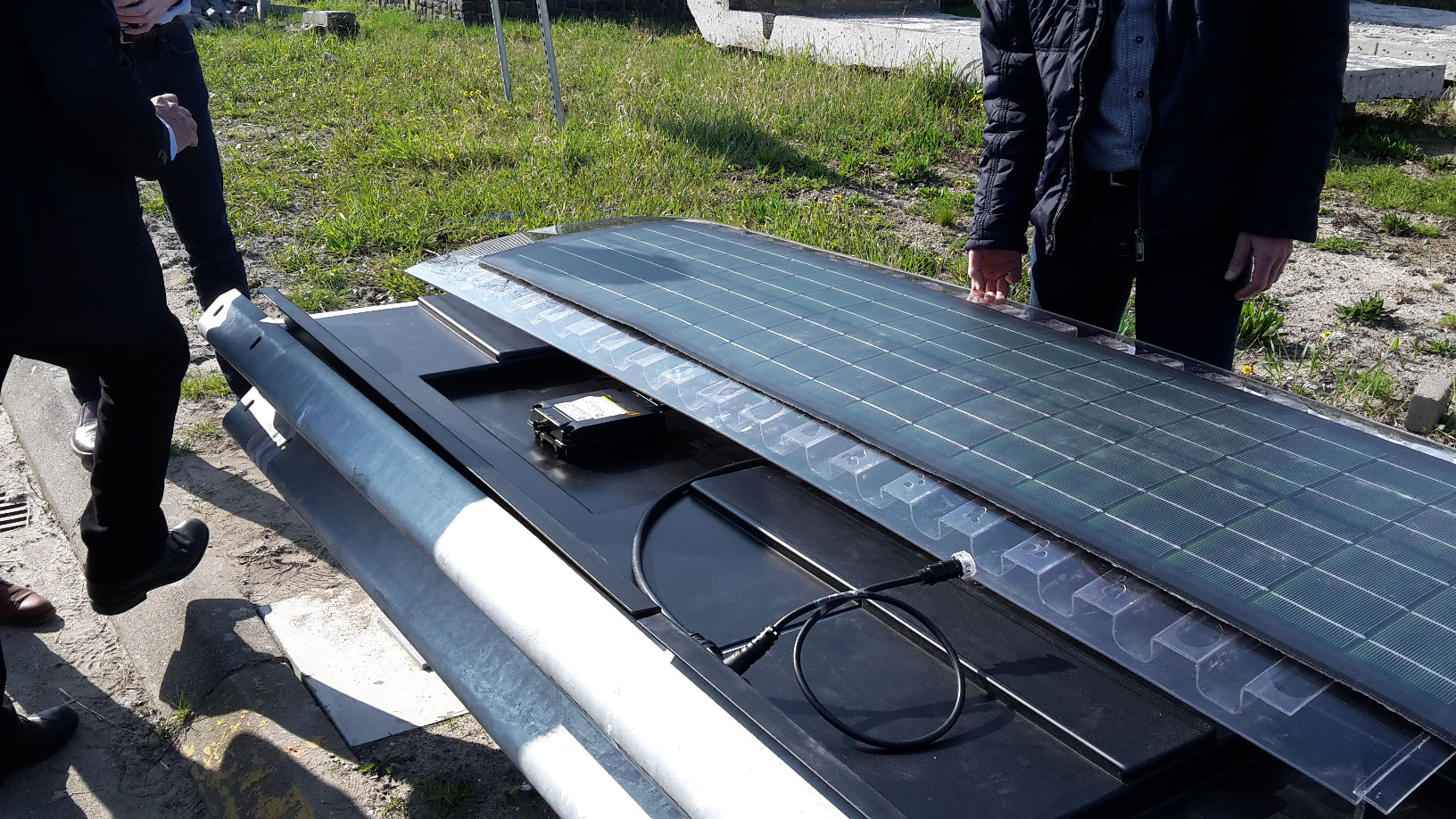 zonnecellen-op-vangrail-installatie-tno zonnecellen-op-vangrail-installatie-tno