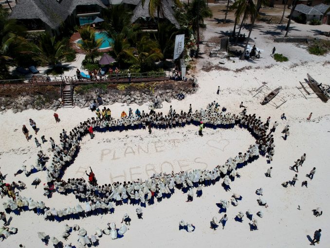 Zanzibar Jambiani Clean Up