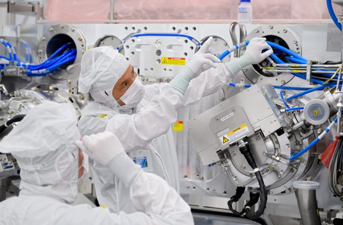 ASML Clean Room