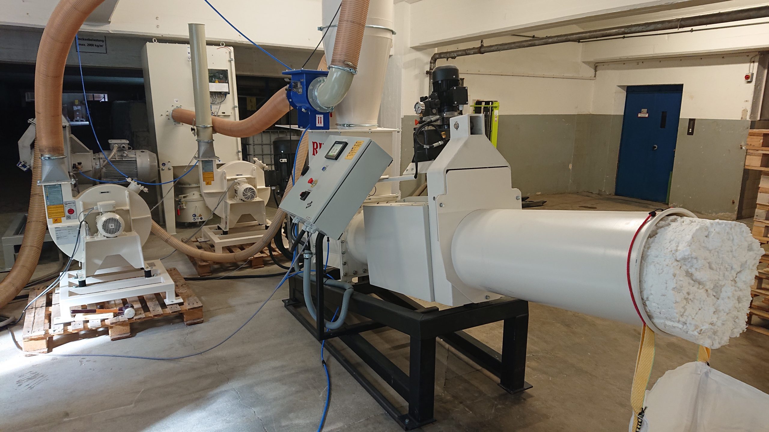 Mobile Dry Pulper Machine Mobile Dry Pulper Machine