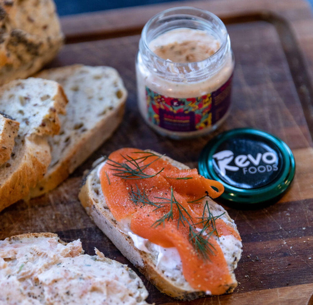 pflanzlicher Fischersatz, Revo Foods, 3D-Food-Printing, Überfischung der Meere, veganer Räucherlachs,