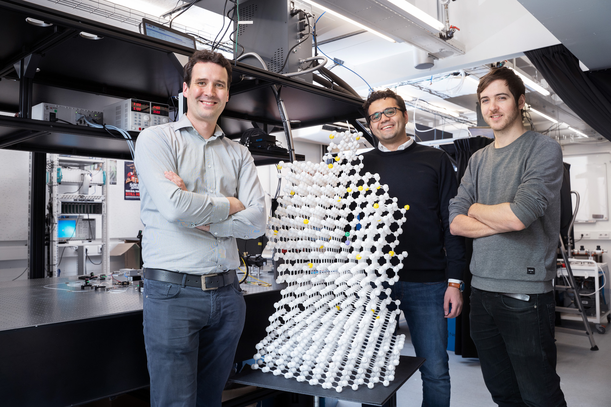 MRI-on-the-atomic-scale-Ernst-de-Groot-for-QuTech_small MRI-on-the-atomic-scale-Ernst-de-Groot-for-QuTech_small