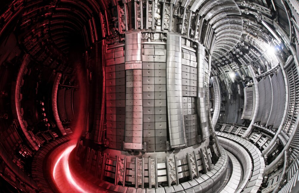 Nuclear fusion interior with superimposed plasma. Photo: Eurofusion/UKAEA