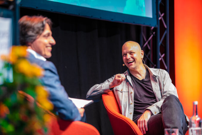 Tony Fadell in gesprek met Adam Anders tijdens F&A Next