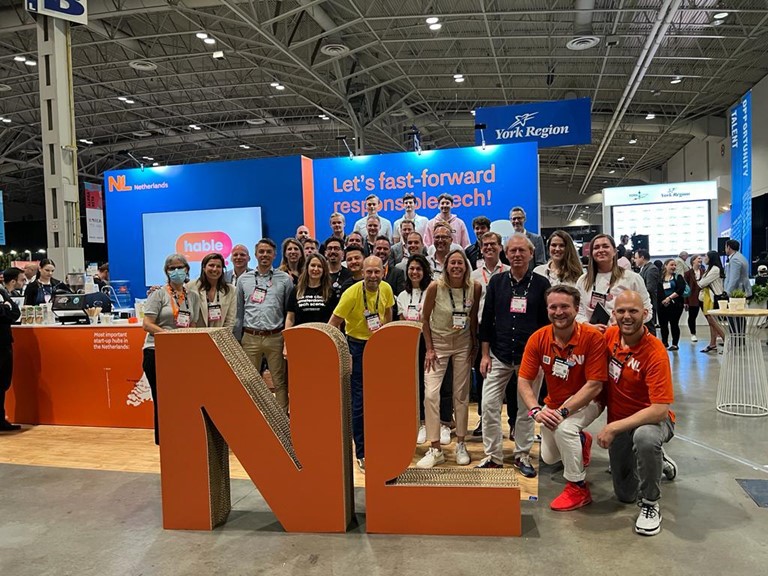 Collision NL stand NL stand tijdens collision
