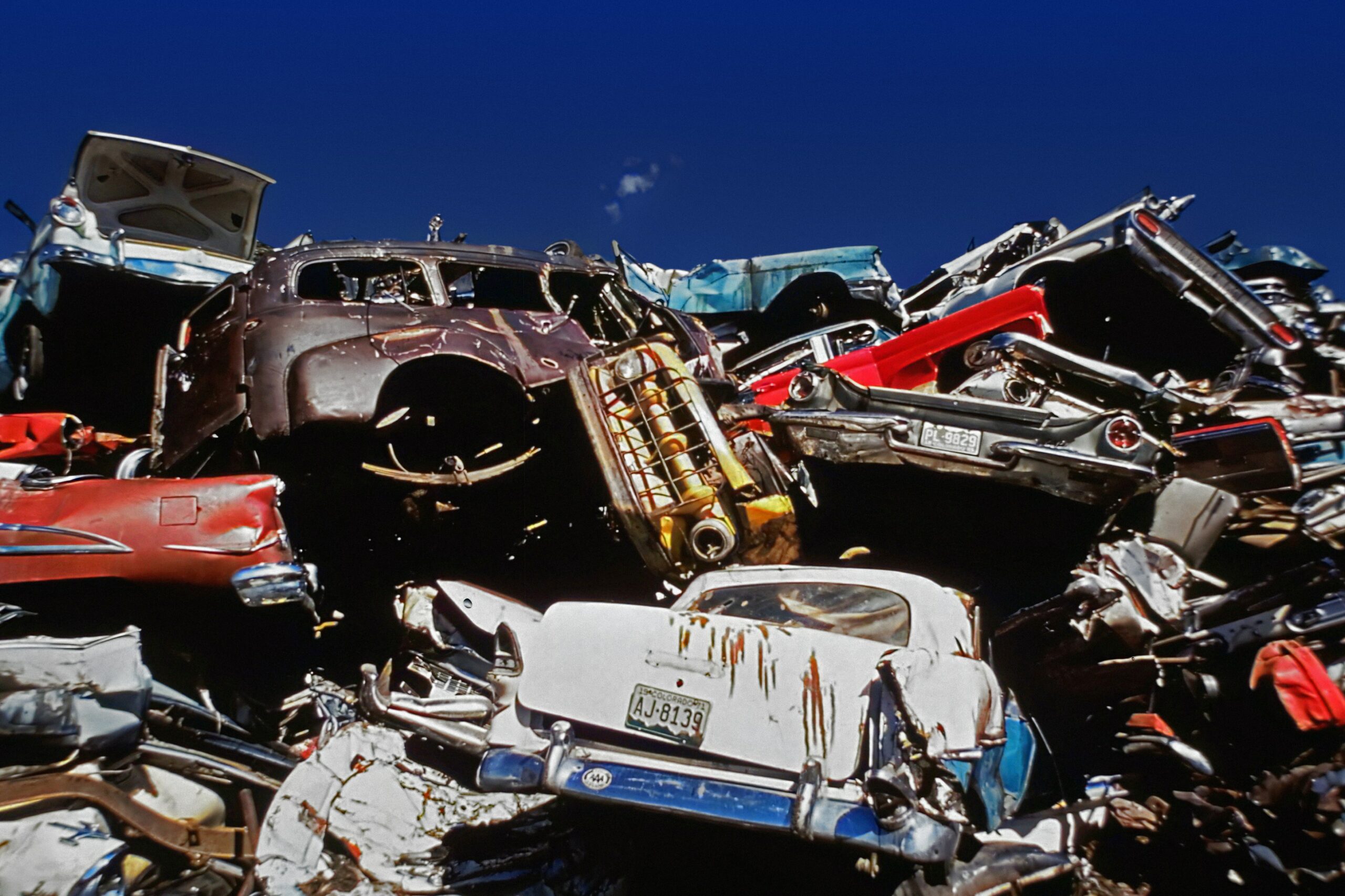 documerica-W4-ID9V8JSY-unsplash Aluminium-Recycling, Altschrott, Kreislaufwirtschaft, Metalllegierungen,