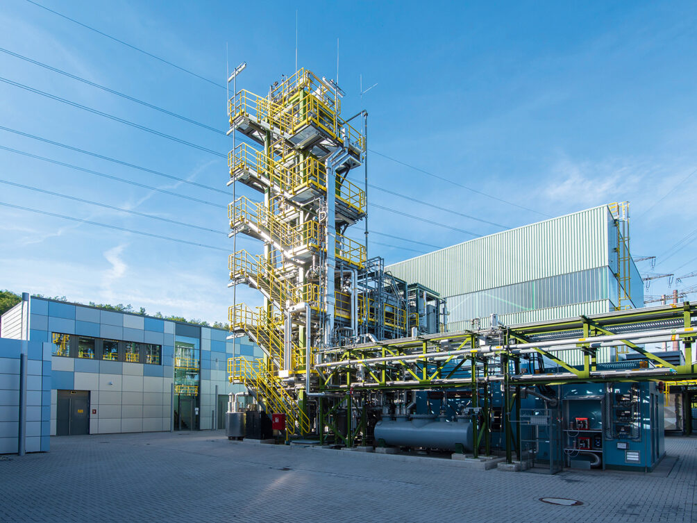 Large-scale CO2 conversion is being tested at the Carbon2Chem Technikum at Thyssen Krupp Steel Europe in Duisburg. 